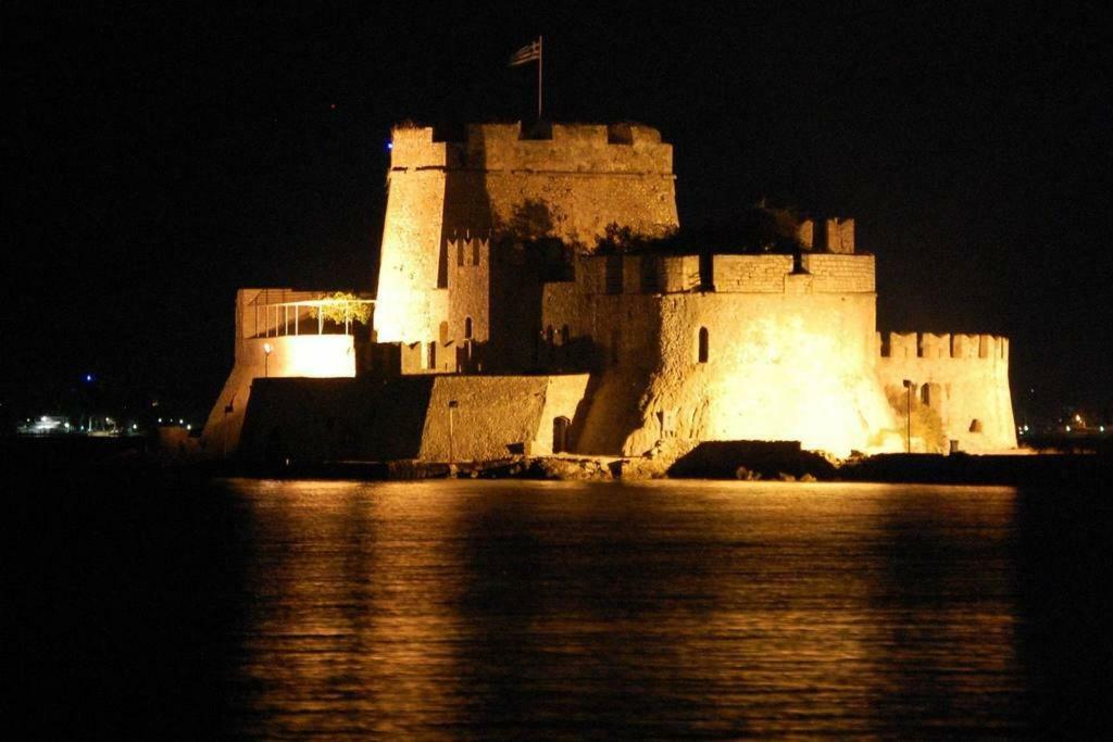 Nafplio Getaway Villa ภายนอก รูปภาพ